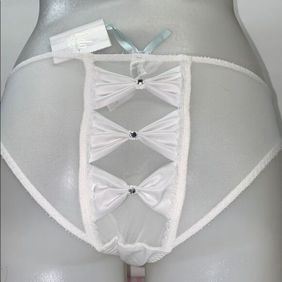 MWT I DO , VICTORIA SECRET PANTY cheekini - Picture 4 of 7